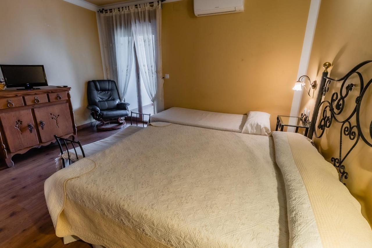 Hotel Rural El Labriego By Vivere Stays Plasenzuela Eksteriør billede