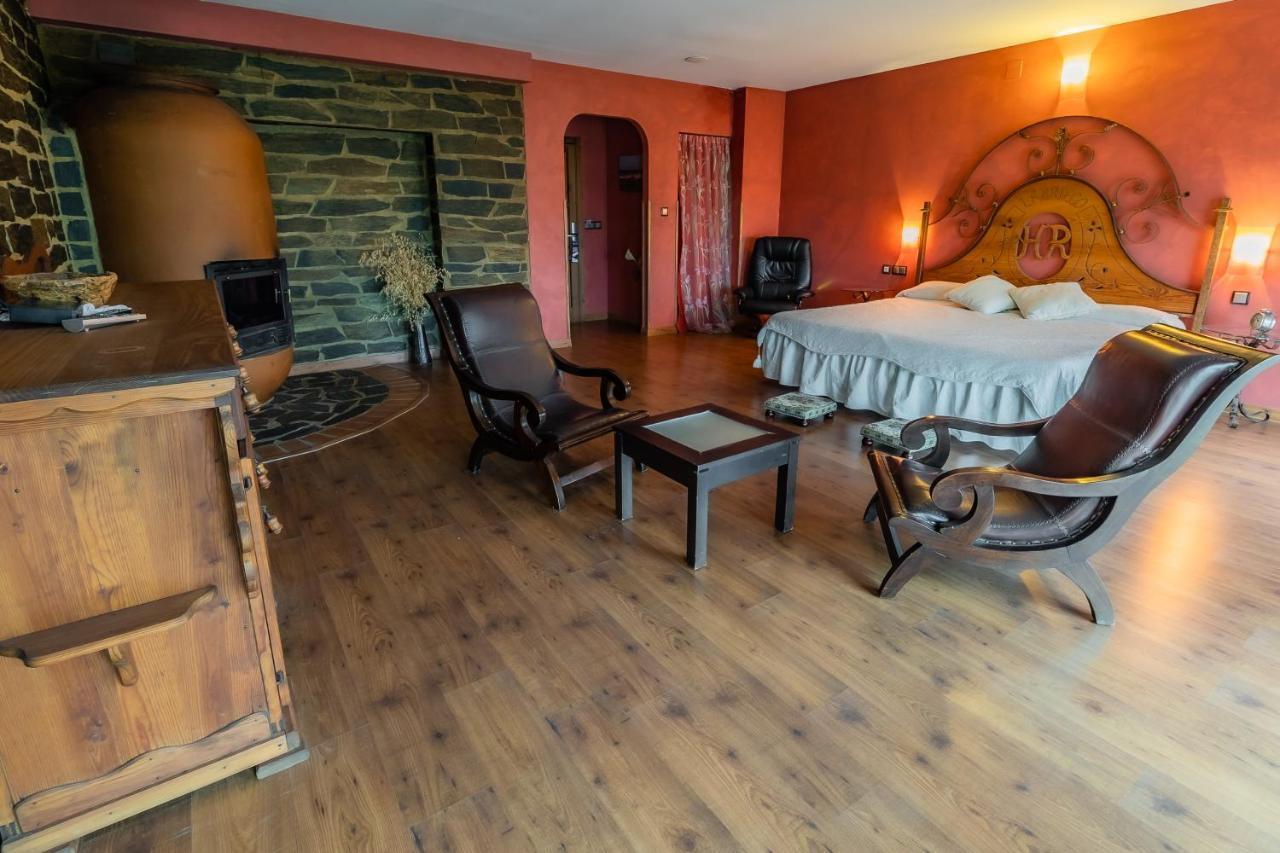 Hotel Rural El Labriego By Vivere Stays Plasenzuela Eksteriør billede