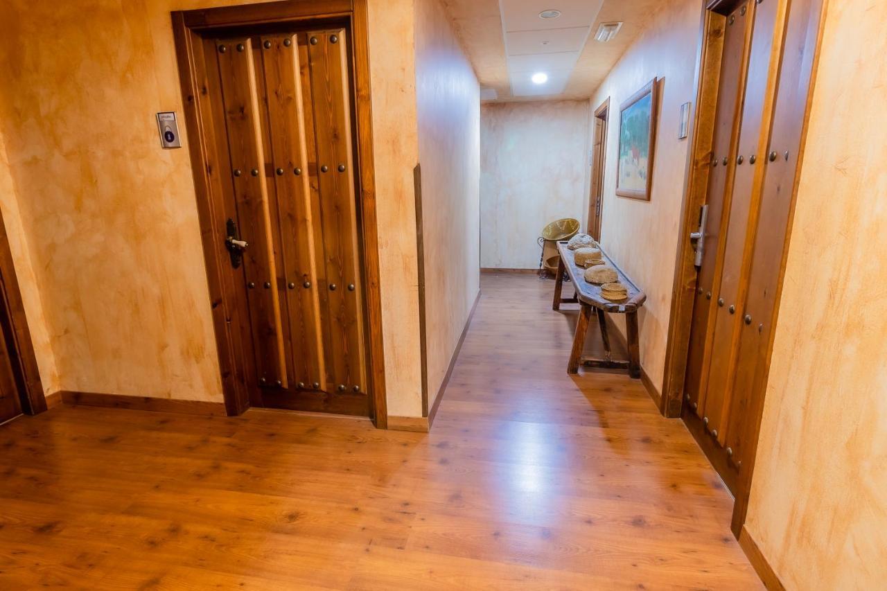 Hotel Rural El Labriego By Vivere Stays Plasenzuela Eksteriør billede