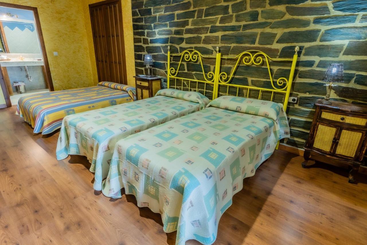 Hotel Rural El Labriego By Vivere Stays Plasenzuela Eksteriør billede